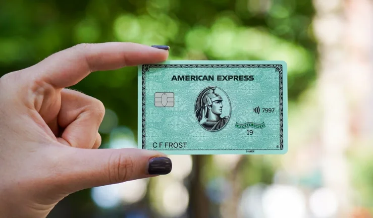 كيفية التقديم للحصول على بطاقة American Express Green Card الائتمانية
